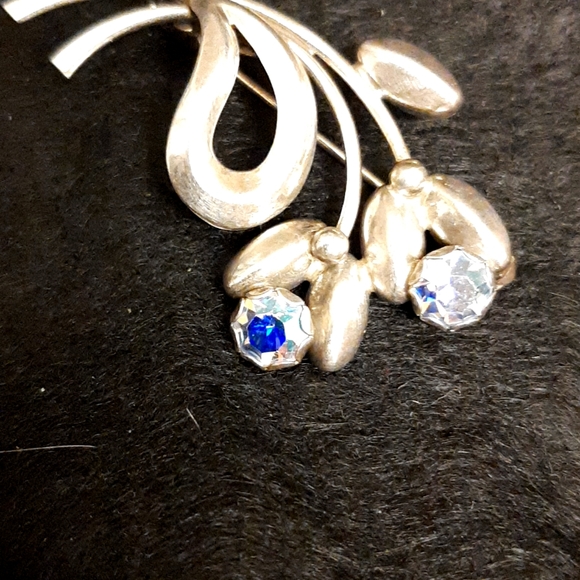 Vintage Denmark Sterling brooch with rhinestones by Hermann Siersbol - Picture 2 of 3